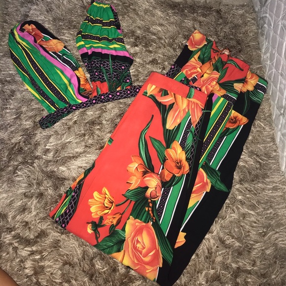 PrettyLittleThing Pants - Hawaiian Wide Leg Pant Set